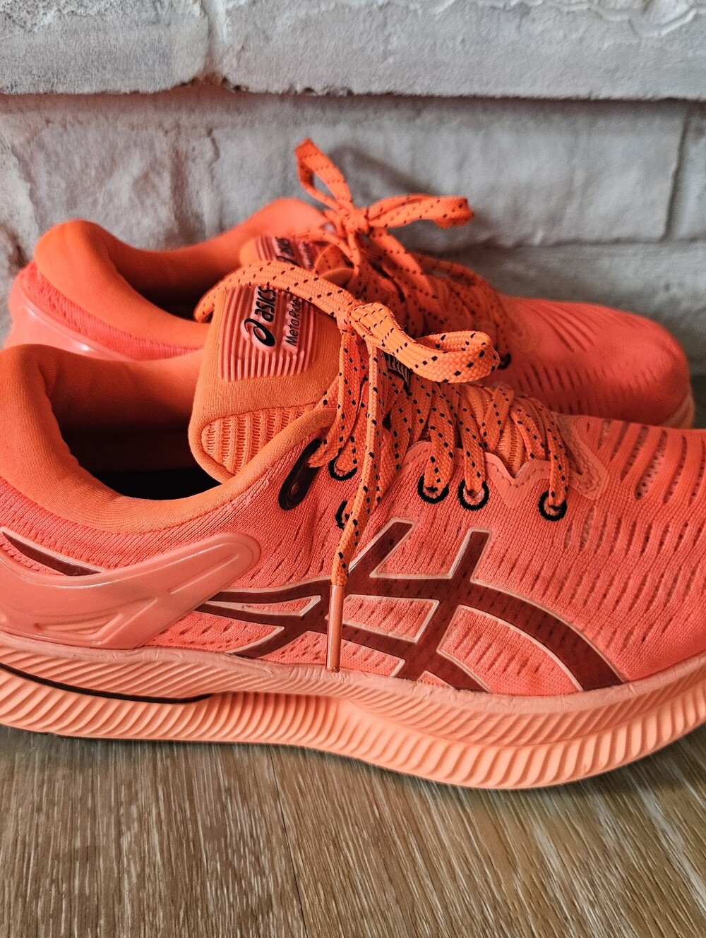 Running Shoes mens 8 Sunrise Red Midnight 1011A967